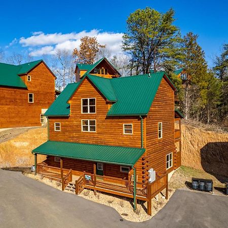 5Bd5B Escape Cabin With 2 Hottubs, Thtr &Game Rm,1Mi To The Parkway! 4Mi To Dollywood - Spring Deal Pigeon Forge Luaran gambar